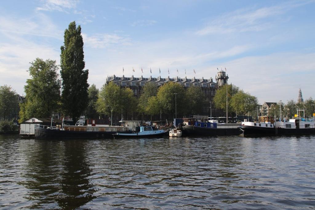 A304 Romantic Seaship In Top Center Hotel Amsterdam Exterior photo